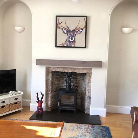 Spacious 2 Bedroom Flat In Heart Of Ballater Exteriör bild