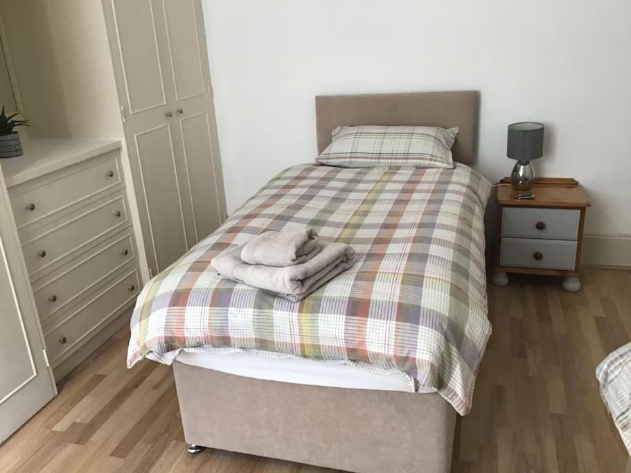Spacious 2 Bedroom Flat In Heart Of Ballater Exteriör bild